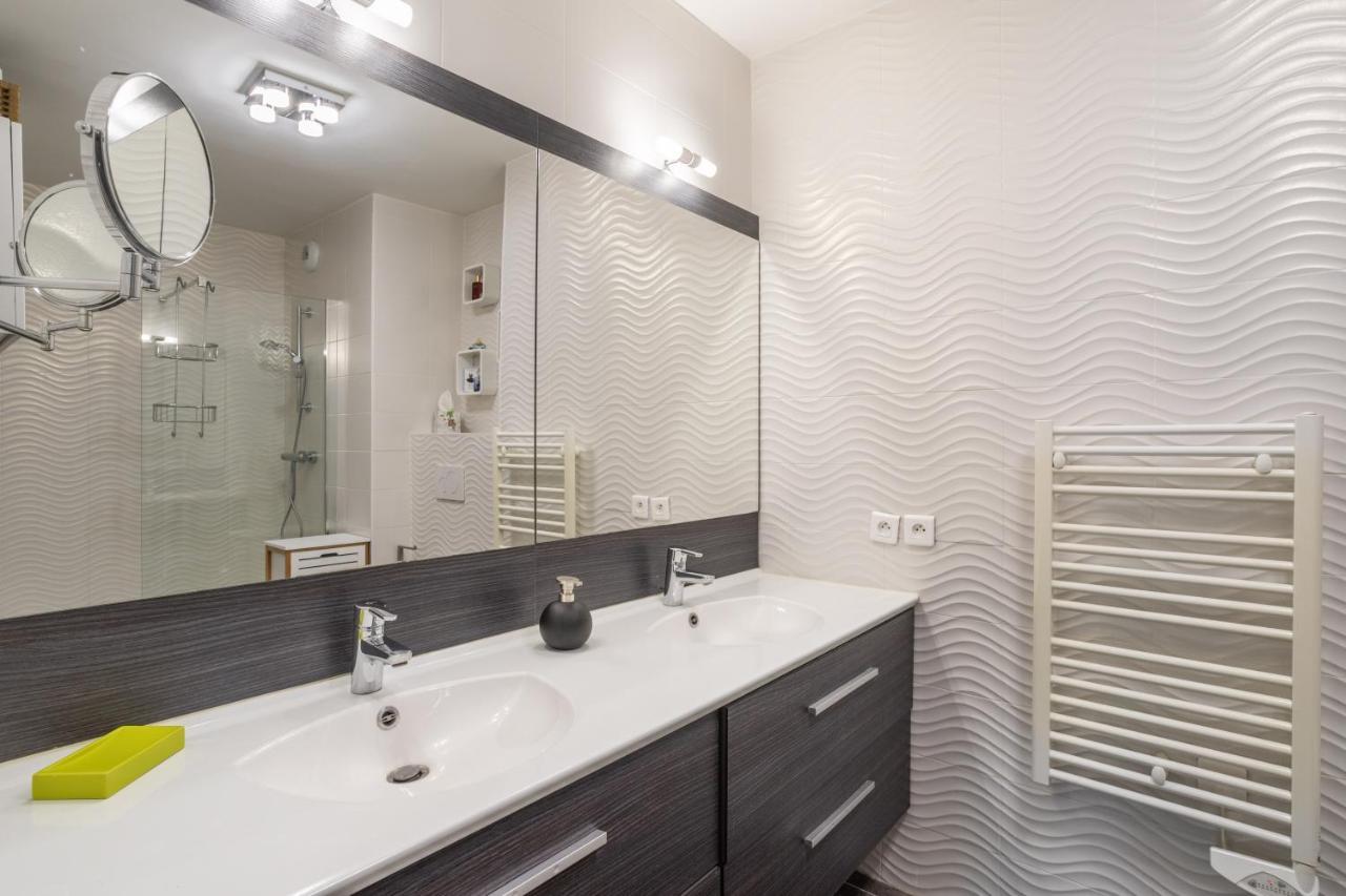 Illanka - Appartement 3 Chambres Avec Parking Et Terrasse Proche Gare Rennes Eksteriør billede